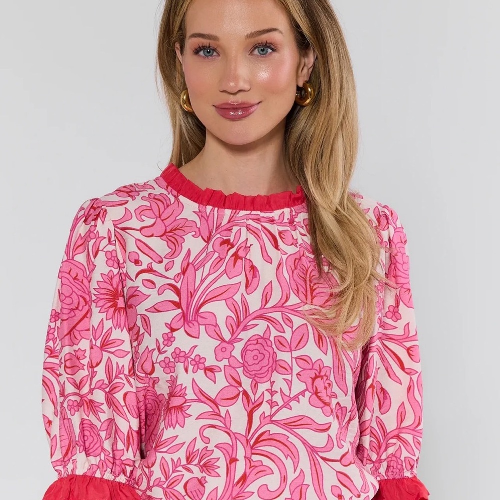 Darling pink floral blouse with red trim M